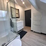 Appartamento Au Calme Avec 3 *